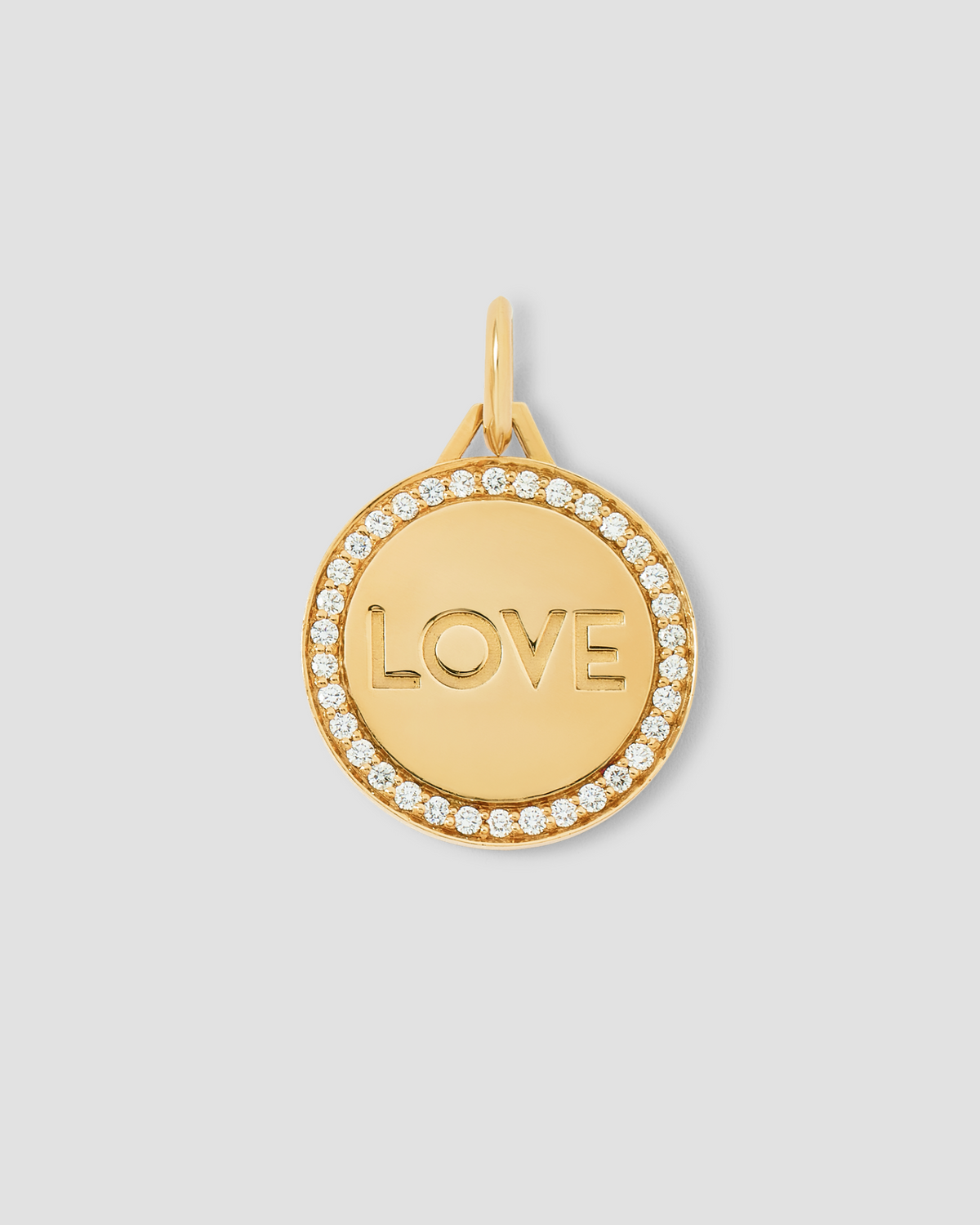 Personalized Luxe Circle in 18K Yellow Gold necklace - front view | diamond Necklaces