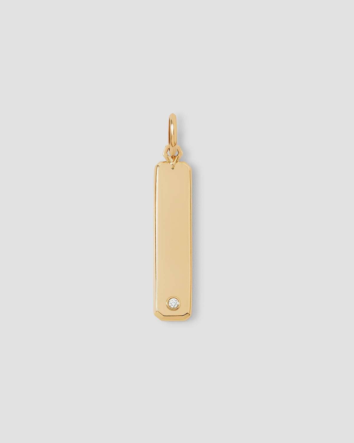 Personalized Beveled Dog Tag in 18K Yellow gold charm - front view | charm necklaces