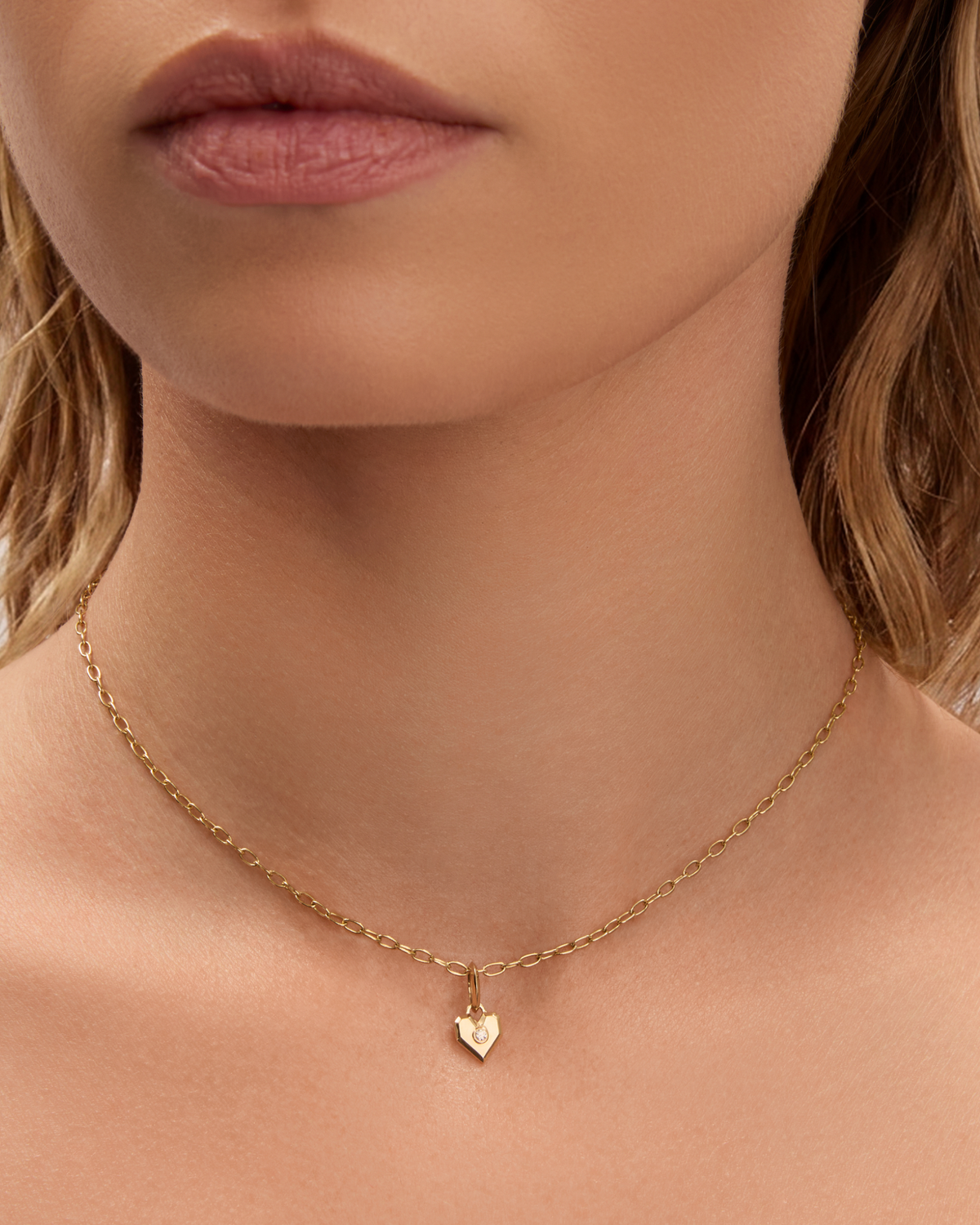 Mini Heart Charm gold charm - close-up detail | necklace with charms